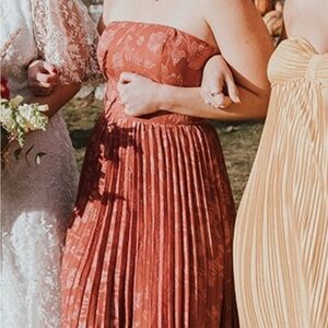 Lulu's Strapless Pleated Midi Dress in Rust